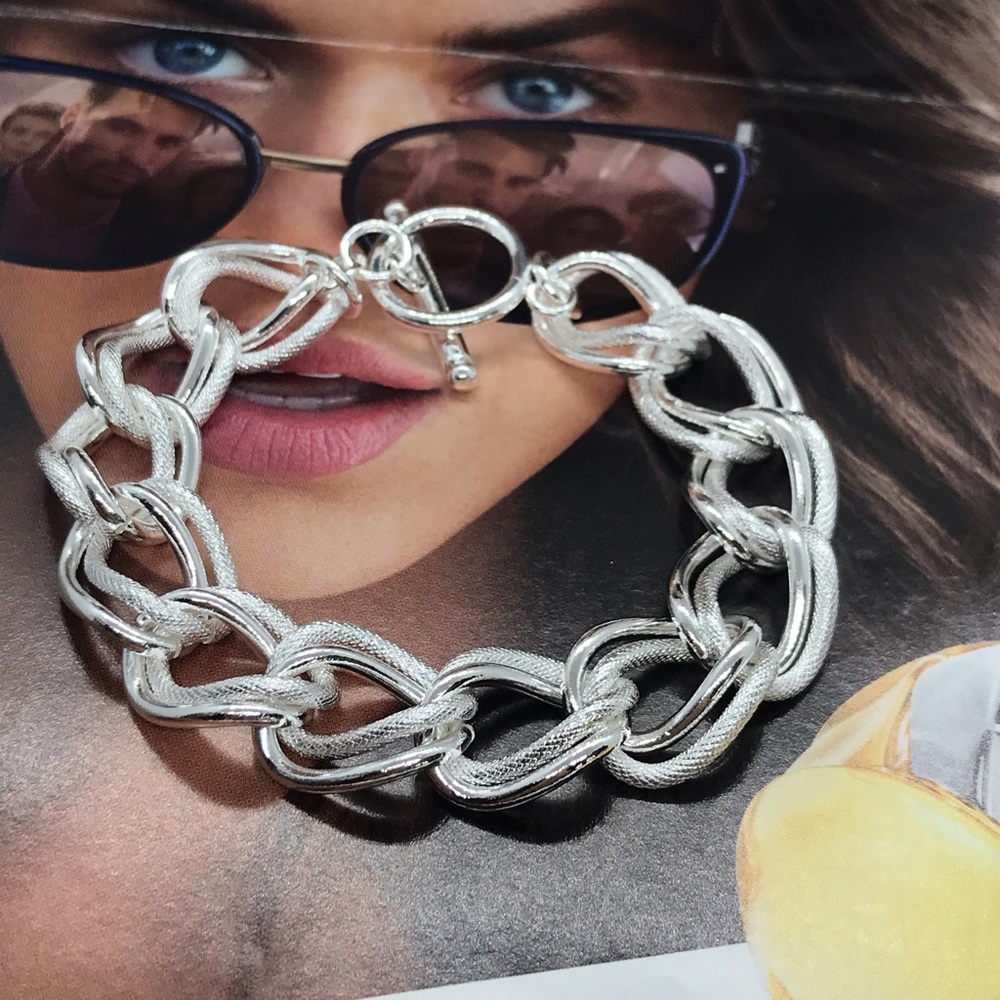 🌟 Silver Bracelet